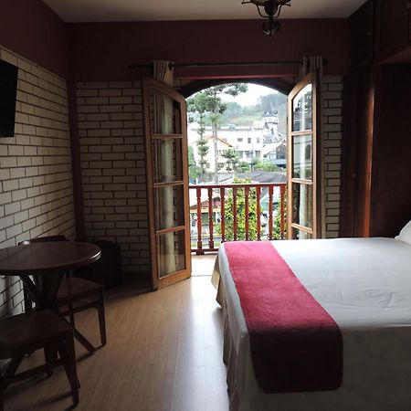 Hotel Monte Carlo Campos do Jordão Habitación foto